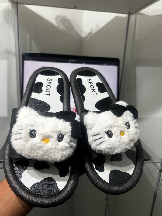 🎀KITTY SLIDES BLACK/WHITE🎀